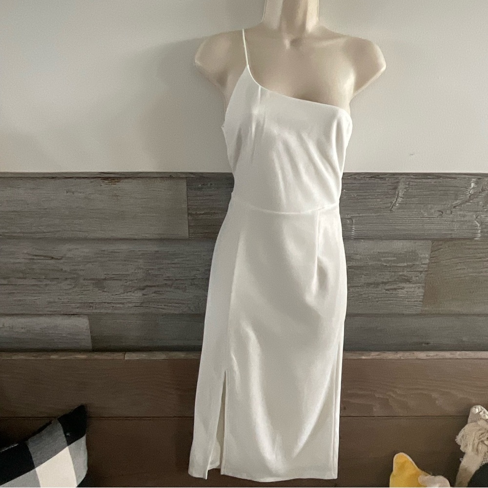 Olia off-white one shoulder lined dress size medium NWT